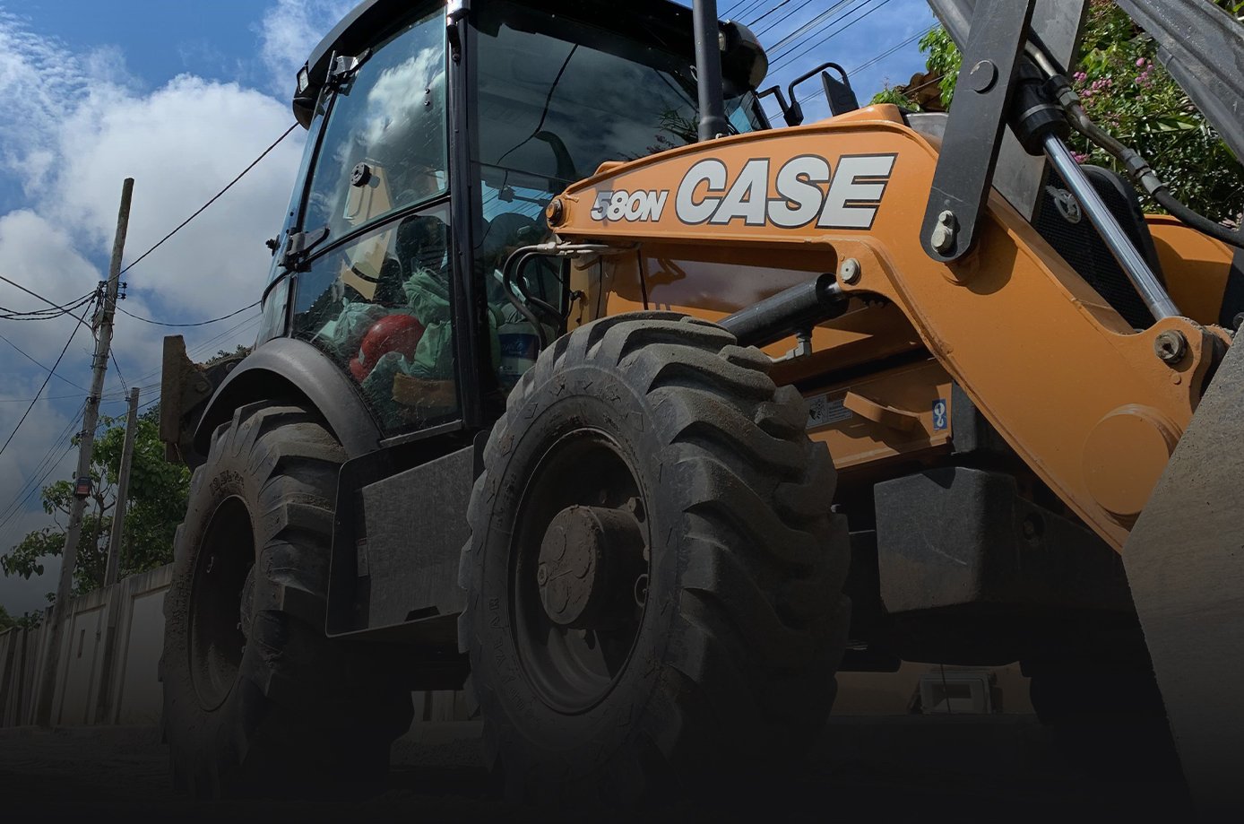 Aluguel de Retroescavadeira